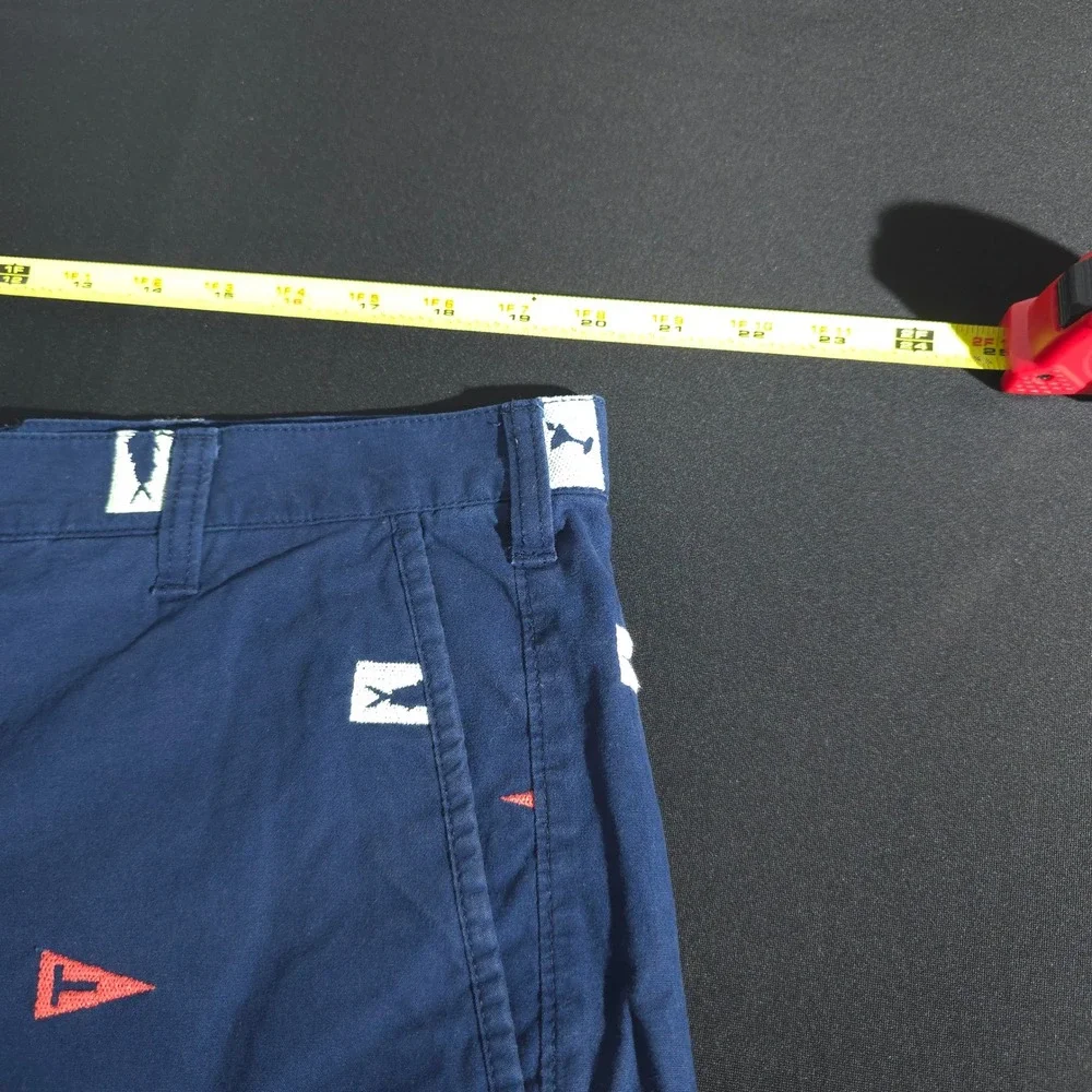 Columbia PFG Chino Shorts Mens 40 All Over Print Navy Blue Fish & Flags Casual